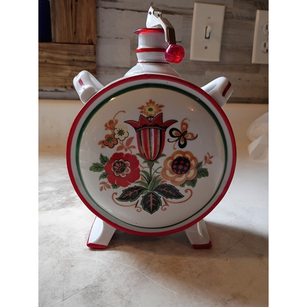 Zsolnay Hungarian Porcelain Canteen With a Hand-painted Floral Follk Art Vintage